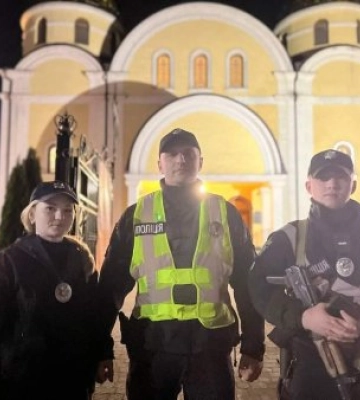 Великодня ніч на Закарпатті минула спокійно: поліцейські забезпечили публічний порядок на території області