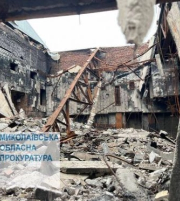 У Снігурівській громаді після нічного ракетного удару розпочали відновлювальні роботи