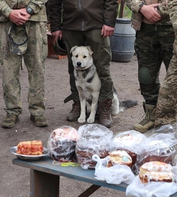 Забуті традиції під час випікання паски та гра з крашанками: як на Волині по-своєму відзначають Великдень