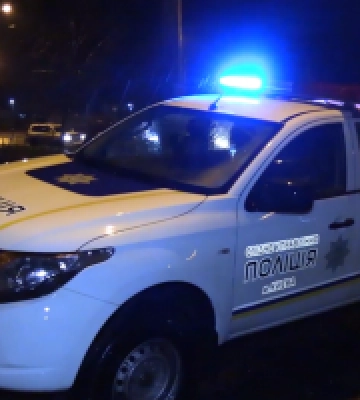 У Києві затримали чоловіка, який кинув у людей гранату на Троєщині (відео)