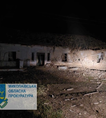 Внаслідок ворожого обстрілу Снігурівки загинули 17-річний хлопець та 18-річна дівчина. ФОТО