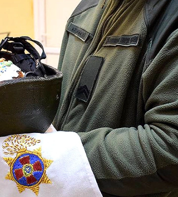 На Великдень нацгвардійці відвідали поранених побратимів та родини загиблих військовослужбовців