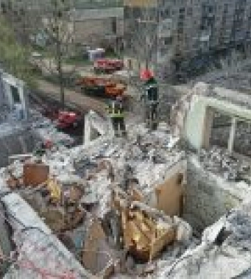В ніч на Великдень росіяни ракетним ударом вбили підлітків та знищили храм
