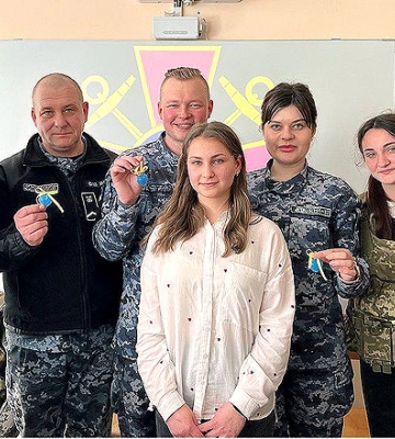 Морські прикордонники привітали дітей з Великоднем