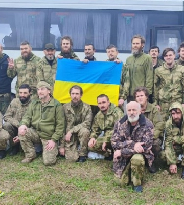 На Великдень нацгвардійці відвідали поранених побратимів та родини загиблих військовослужбовців