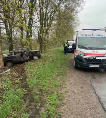 На Київщині сталася аварія з трьома потерпілими