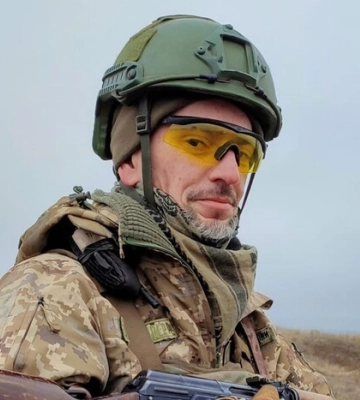 Хвилина мовчання: згадаймо майданівця, парамедика та аеророзвідника Олександра Моісеєнка