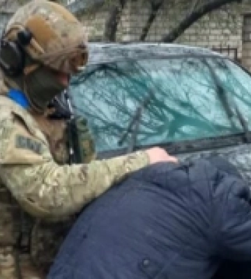 СБУ затримала «начальника вокзалу Херсон», який допомагав російським окупантам перекидати військові ешелони в Україну