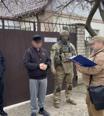 Забезпечив переміщення через вокзал бронепотягів з окупантами: затримано жителя Херсону
