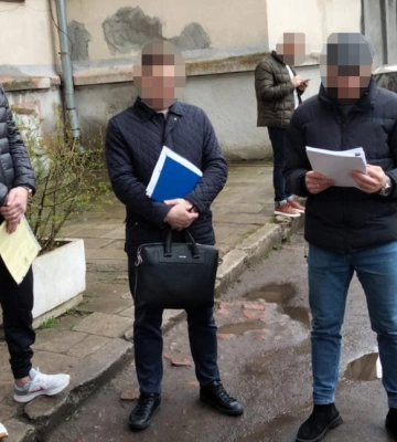 У Львові затримали групу квартирних аферистів, які переоформляли і продавали чуже житло