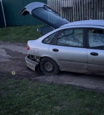 В Харьковской области мужчина бросил гранату под авто с людьми и во двор соседей. Есть пострадавшие