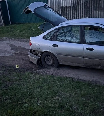 В Харьковской области мужчина бросил гранату под авто с людьми и во двор соседей. Есть пострадавшие