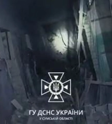 На Сумщині рятувальники допомогли евакуювати підопічних психоневрологічного інтернату, який зазнав ворожого авіаудару