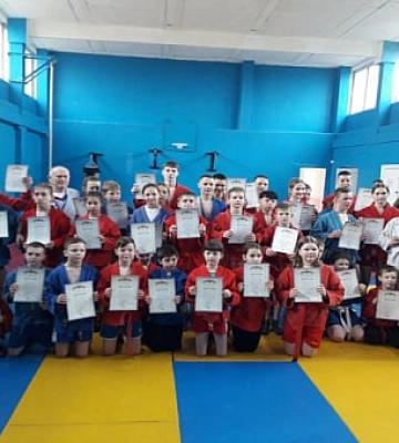 Спортсмени з Кривого Рогу вибороли кілька призових місць з боротьби самбо