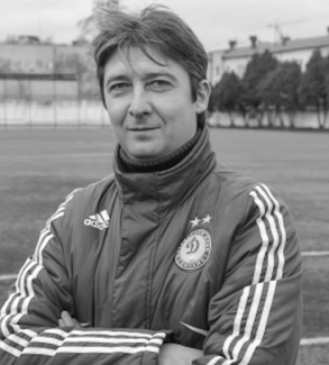 Помер відомий український футболіст 1990/2000 років Павло Шкапенко