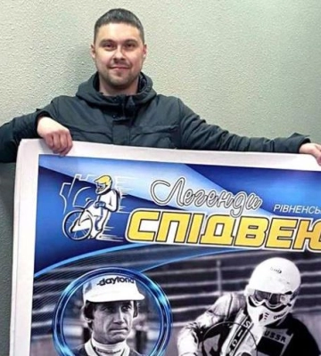 Кислотою облили авто людини, яка відроджує спідвей у Рівному