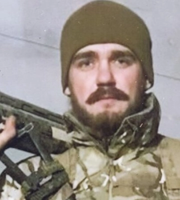 У Дмитрівці попрощались із загиблим під час теракту в Оленівці азовцем 