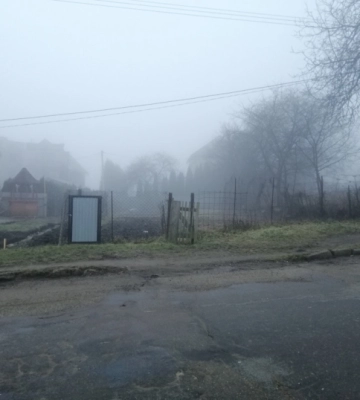 У Чернівцях міськрада шукає власника огорожі на вулиці Заставнянській