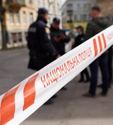 У Львові п&#039;яний чоловік влаштував стрілянину з вікна багатоповерхівки