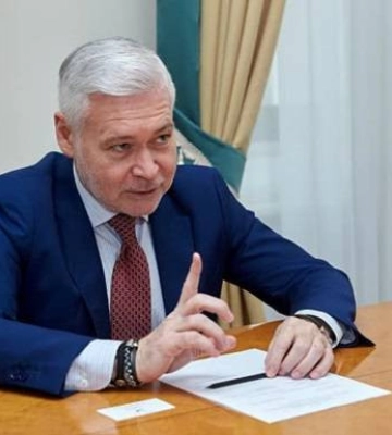 Мер Харкова виграв суд щодо російської мови