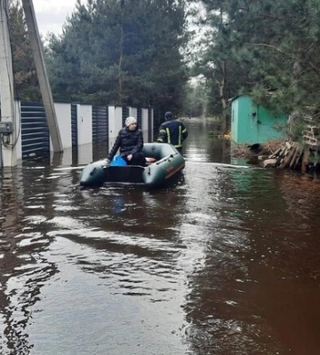 Затоплено 251 дом: на Днепропетровщине начали эвакуировать людей из-за наводнения