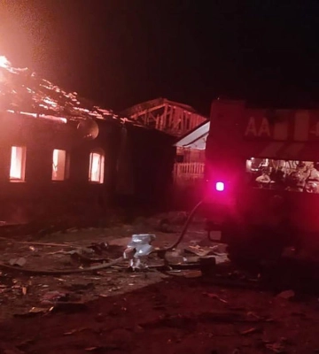 Чоловік і жінка загинули внаслідок російського авіаудару по Вовчанську (ФОТО)