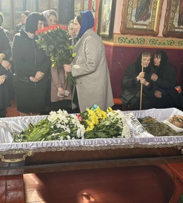 Загинув біля Бахмута: на Волині попрощалися із Героєм Володимиром Ващуком