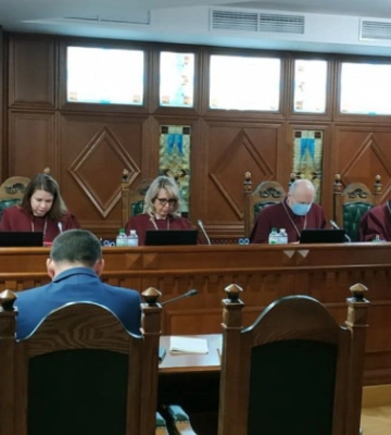 Оскарження окремих приписів закону щодо звільнення з посади прокурора: КСУ перейшов до закритої частини засідання Оскарження окремих приписів закону щодо звільнення з посади прокурора: КСУ перейшов до закритої частини засідання