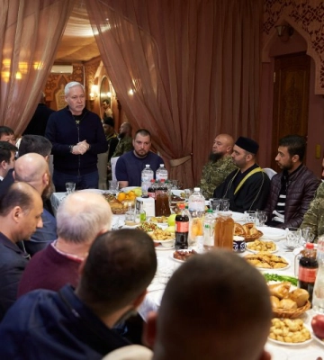 Терехов повечеряв із мусульманами Харкова під час священного посту Рамадан