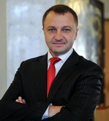Мер Харкова виграв суд щодо російської мови