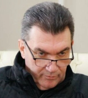 Это был никакой не Путин, – Данилов опроверг легенду о поездке главы Кремля на фронт