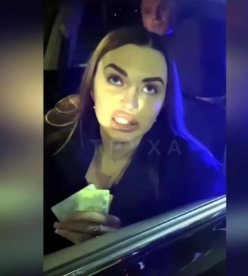 "Он меня бесит": жена "слуги народа" попала в скандал с полицейским, видео