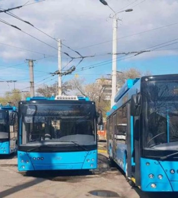 Дніпровська міська влада повідомляє: станом на 6:00 всі служби працюють в штатному режимі