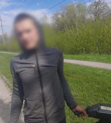 Без посвідчення та під наркотиками: у Полтаві зупинили водія скутера