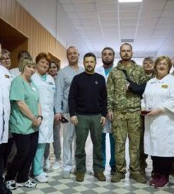 Зеленський відзначив трьох лікарів із Полтавщини