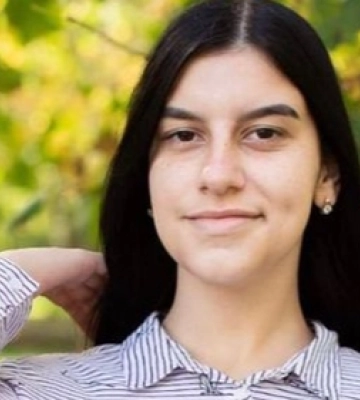Перестала виходити на зв&amp;#039;язок із рідними: на Волині розшукують 17-річну дівчину