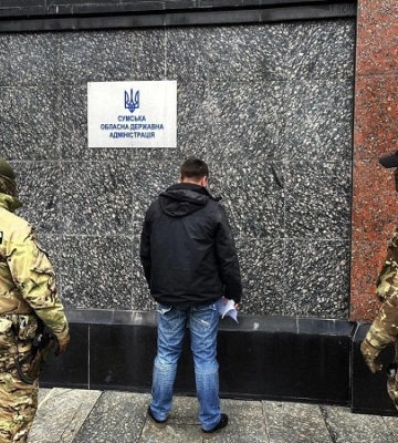 Судитимуть сумчанина, який передавав ворогу координати сил оборони та намагався влаштуватись в ОВА