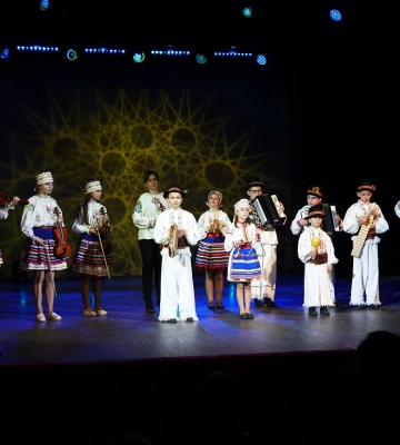 В Ужгороді відбувся концерт на підтримку українських захисників &quot;Діти Закарпаття — воїнам ЗСУ&quot;