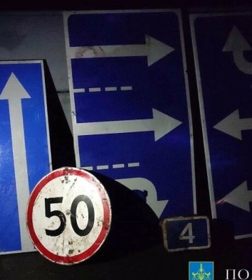 У Лубнах суд виніс вирок чоловіку, в якого знайшли вдома 6 крадених дорожніх знаків