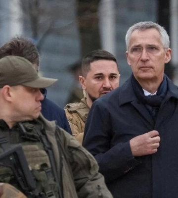 Генсек НАТО Столтенберг приїхав до Києва: фото, відео