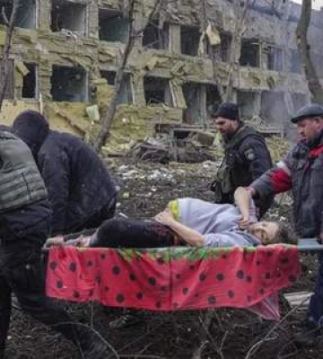 Сумнозвісні кадри з пологового у Маріуполі стали фотографією року від World Press Photо