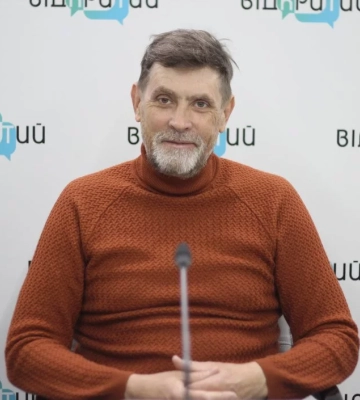 Для дніпрян та гостей міста влаштовують цікаві екскурсії водою й не тільки