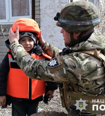 Евакуаційний екіпаж «Білий янгол» вивіз з Авдіївки ще двох дітей