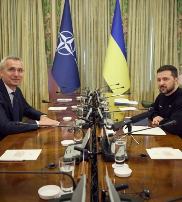 "Место Украины — в Альянсе: военный аналитик объяснил цель визита Столтенберга в Киев