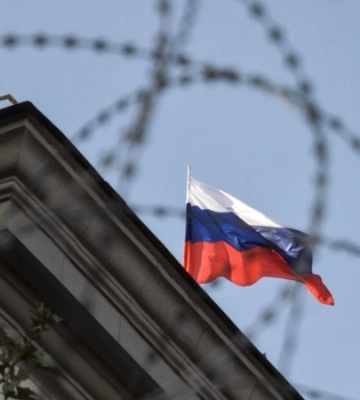 Київрада розірвала договір оренди землі з посольством РФ у Києві