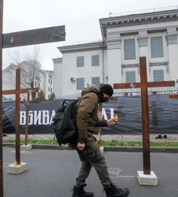 Киев разорвал договор аренды с посольством РФ