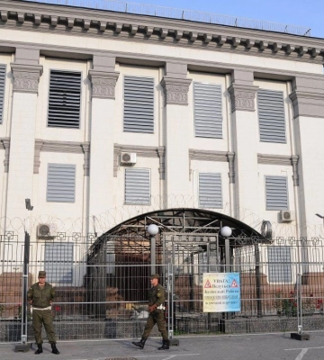 Київрада забрала землю у посольства РФ в Києві