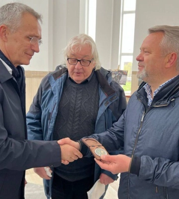 Генсек НАТО відвідав Бучу 
