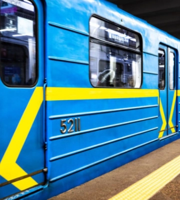 У Києві на станціях метрополітену тимчасово недоступна оплата проїзду банківською карткою – КМДА