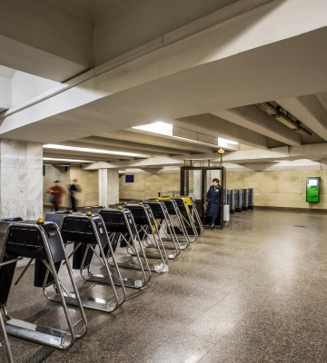 В киевском метро временно недоступна оплата проезда картой – КГГА